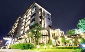 Green Point Residence Hotel